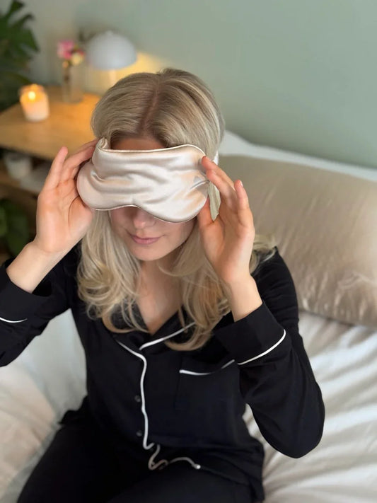 TAIKA SILK UNIMASKI - TYYNYKAUPPA